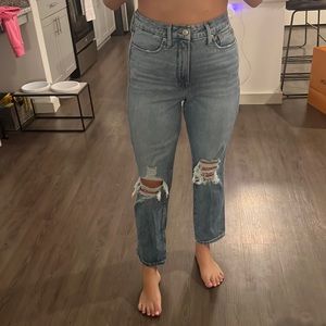 Good American “Good Boy” Destructed 28” inseam